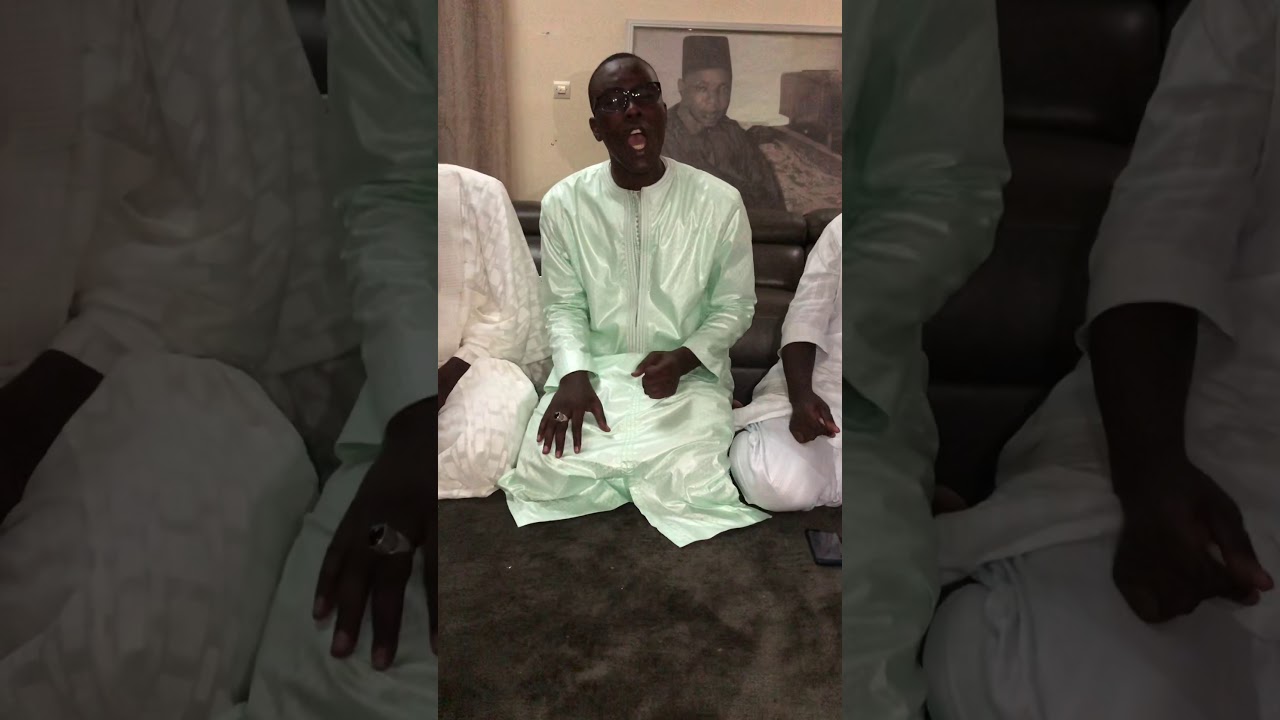 MACHALLAH Papa Abdou le fils de Abdou Aziz Mbaye chante bousraLahad