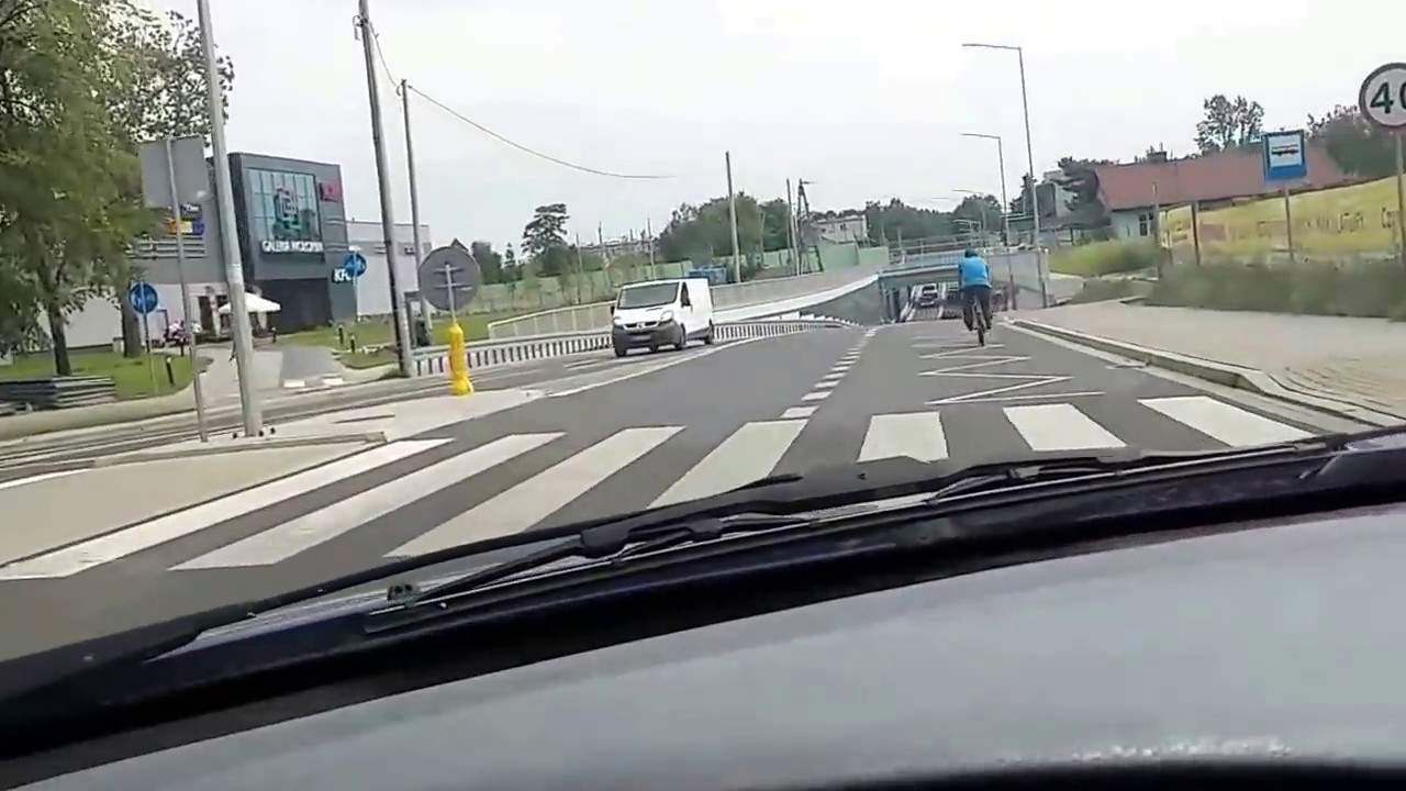 Przejazd pod stacją Wołomin Słoneczna