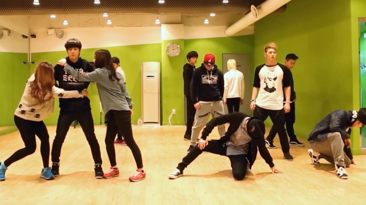 NU'EST 'Hello' mirrored Dance Practice [reup]