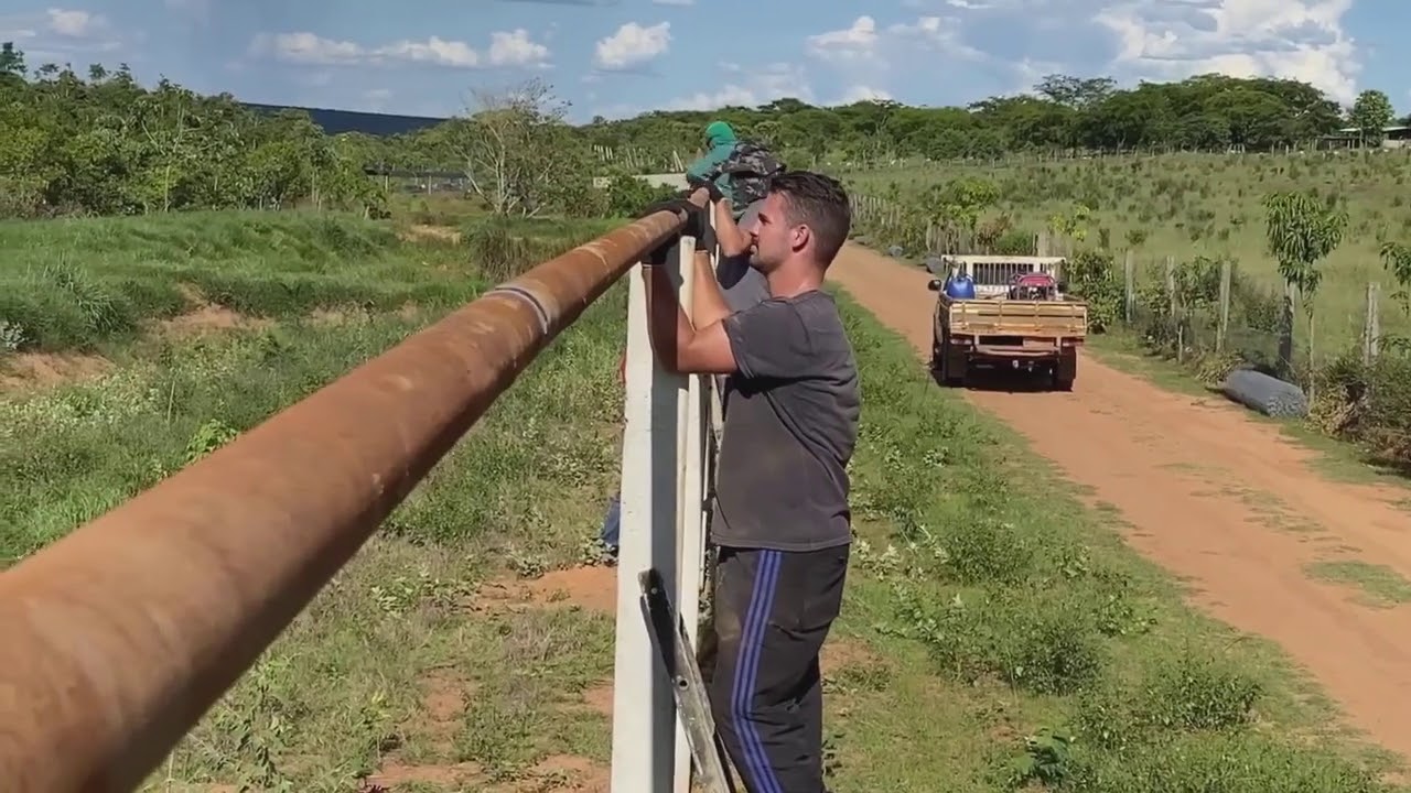 Construindo o maior recinto para onças-pintadas do mundo 🙌 Que dia longo 😅