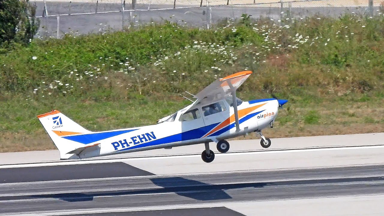 Cessna 172 crosswind approach at Skiathos - Go-around...