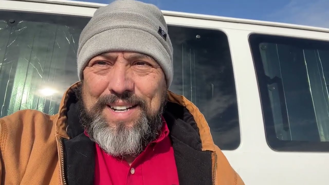 El primer vuelo solo en una aeronave de entrenamiento.