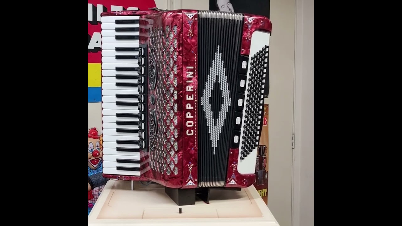 South of The Border | Decap Selfplaying Accordion