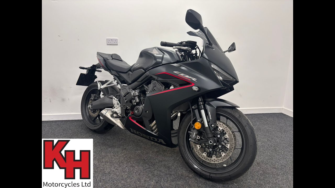 Продается мотоцикл HONDA CBR650R 2024 года выпуска с электронным сцеплением.