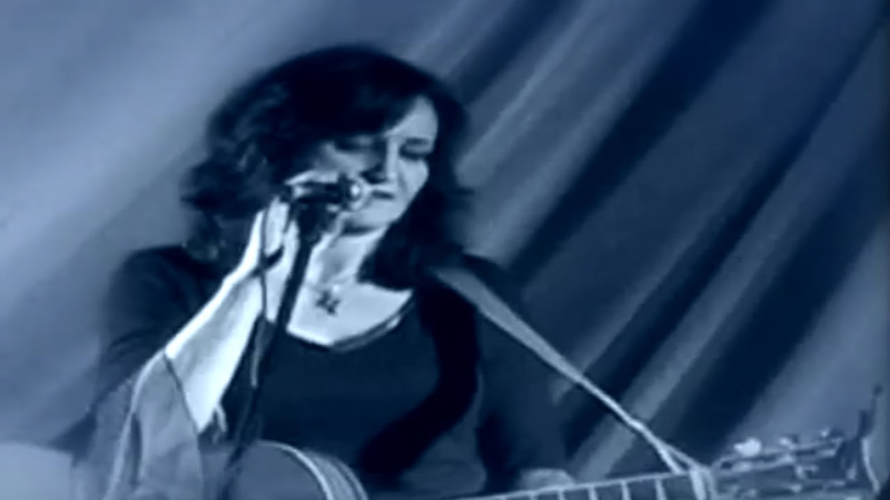 Eileen Laverty - One (U2 Cover) Live Version