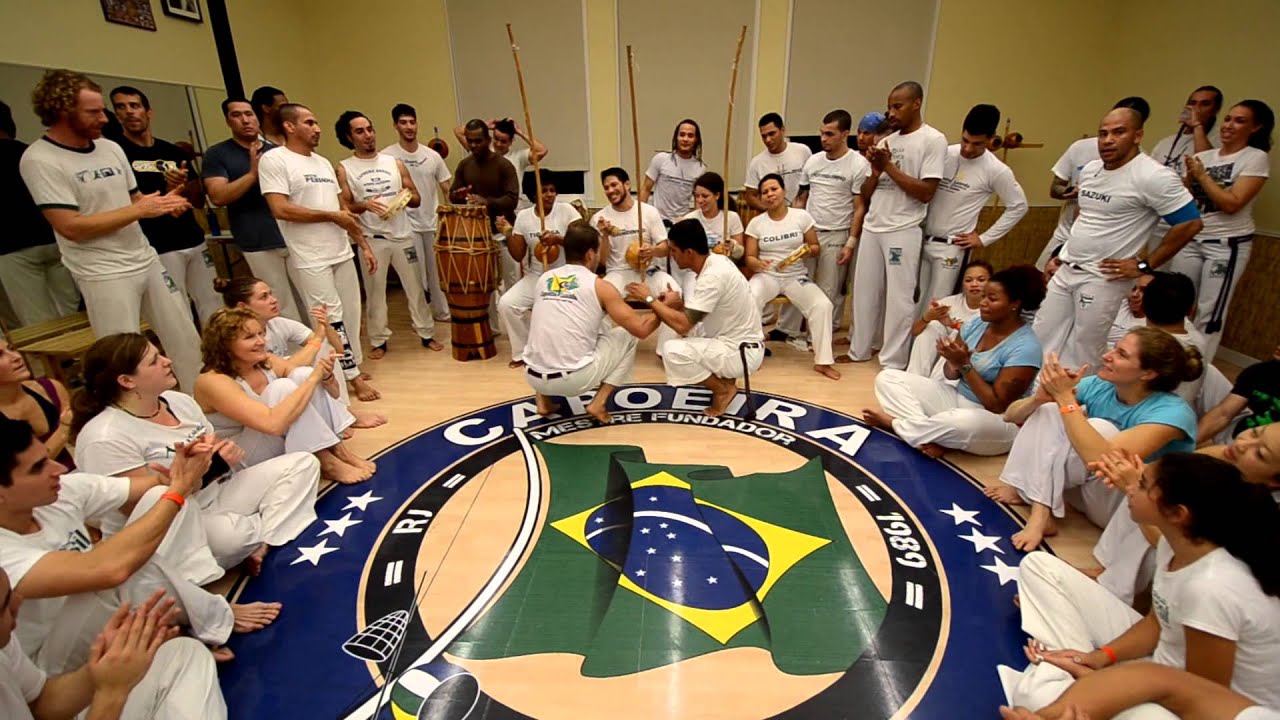 2012-11-16 CBSD Batizado (Friday) Evening Roda (Benguela)
