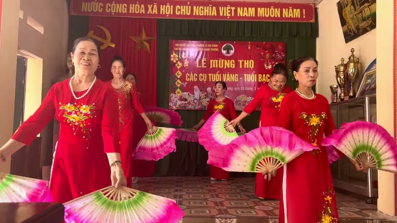 Múa mừng thọ Cụ