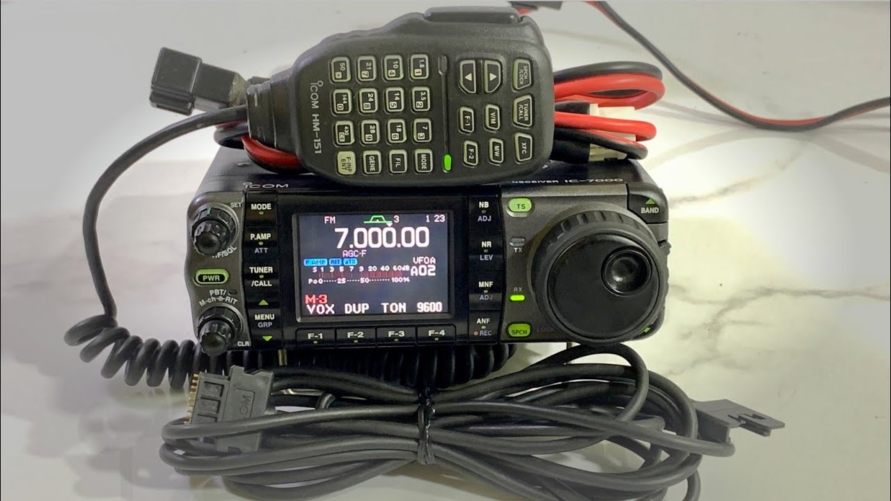 RADIO ICOM IC 7000 HF/50/VHF/UHF