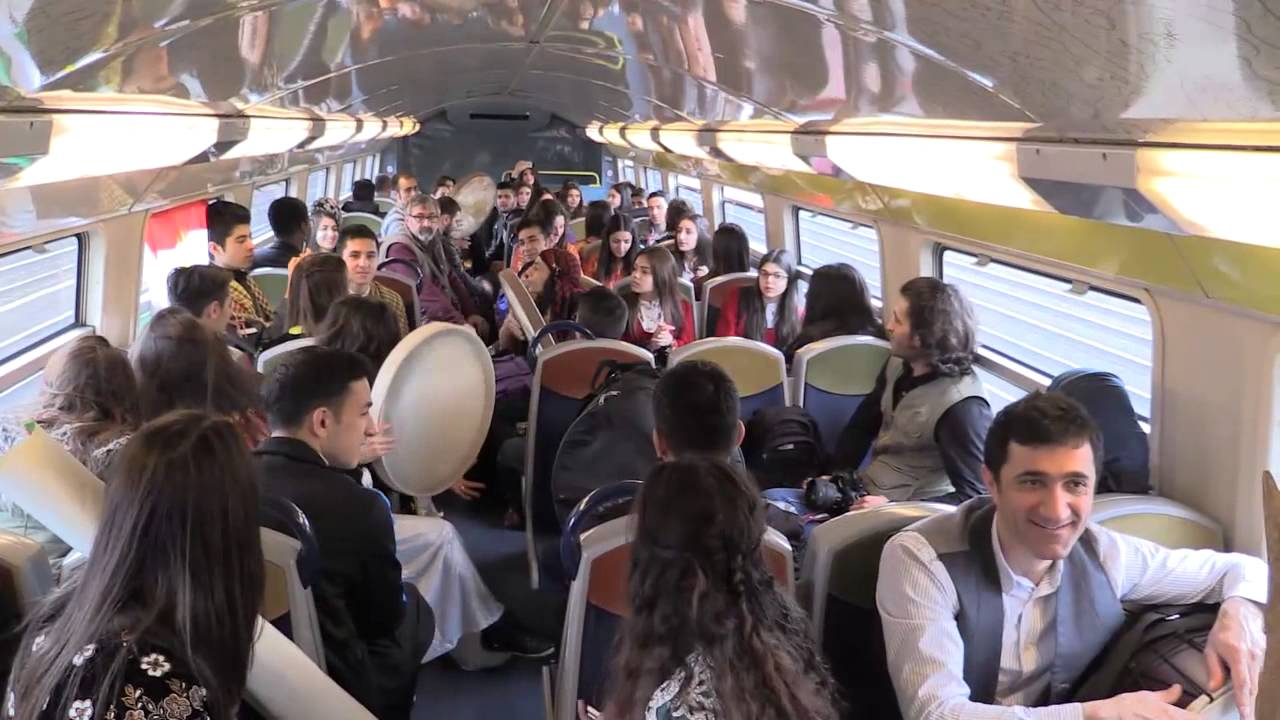 Yekemîn Mîhrîcana çand û hunera Kurdisadan-Fransa 11.04.2015 / Besa 1.