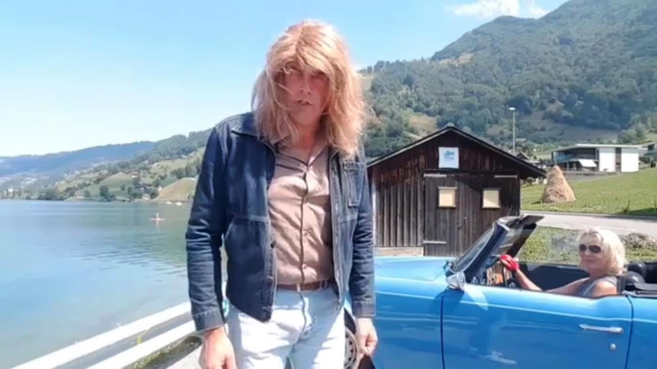Blokes car? Really? Triumph TR6 - Driving With Gloves @DrivingwithGloves