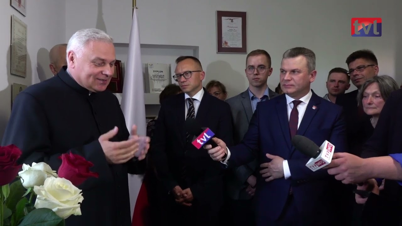 Otwarcie Biura Poselskiego Artura Sobonia i Przemysława Czarnka w Lubartowie