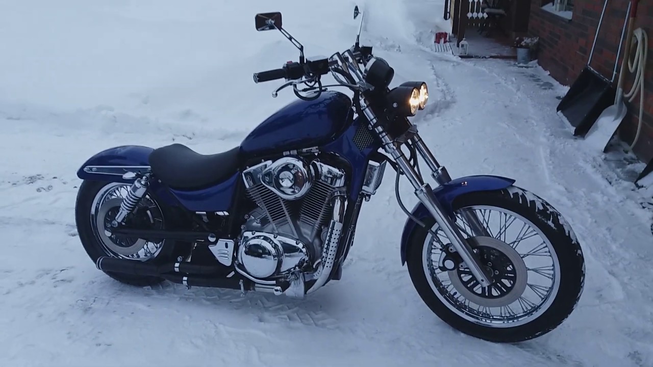 Suzuki VS1400 custom/awesome 2-1 exhaust sound!