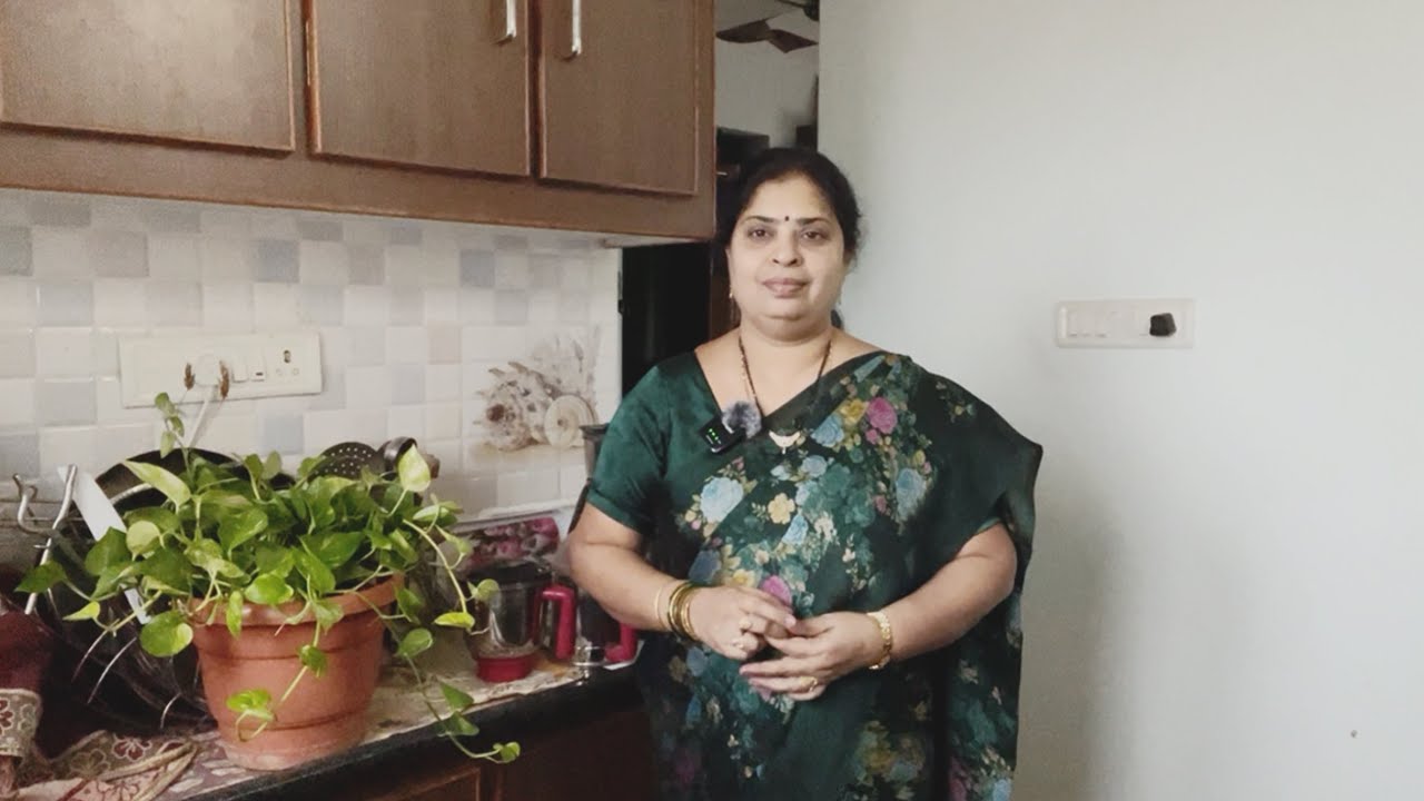 మామిడి కాయ పప్పు ,పుల్ల పుల్లగా,కారం కారంగా #sreekitchen# 