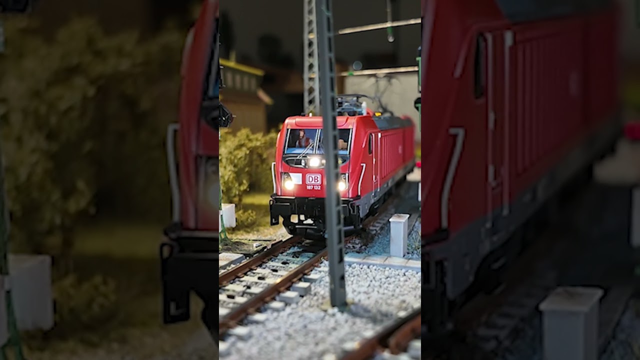 Eine TRAXX 3 - die formsch&ouml;ne BR 187 in rot #piko