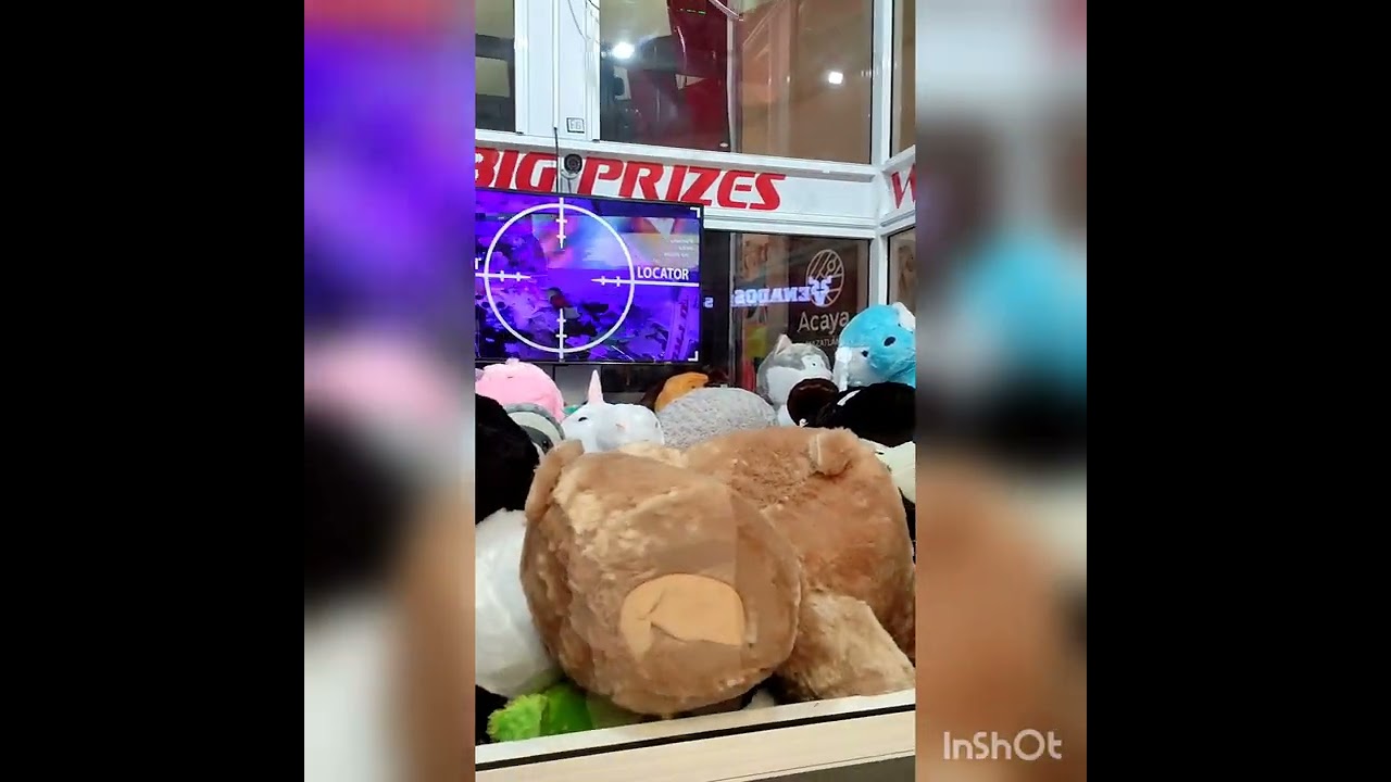 CAZANDO MUÑECO GIGANTE EN MAQUINA XTREM DE MUÑELOCOS..