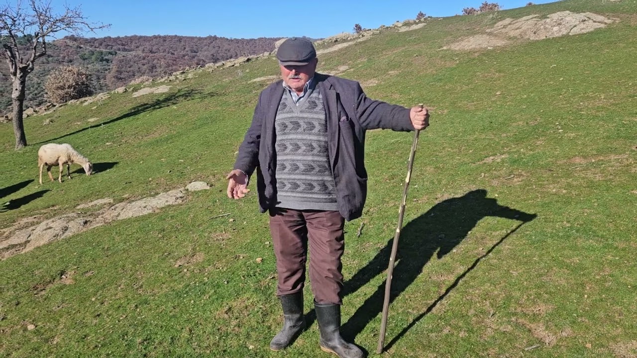 DEMİRCİ'NİN YUKARI KILAVUZLAR Köyünde ÇOBAN MEHMET EMRE ile Sohbet