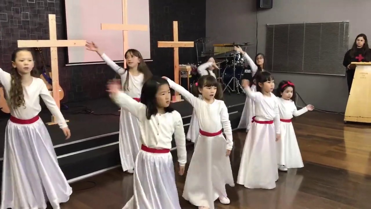 Porque me amou tanto assim ( diante do trono )coreografia das crianças