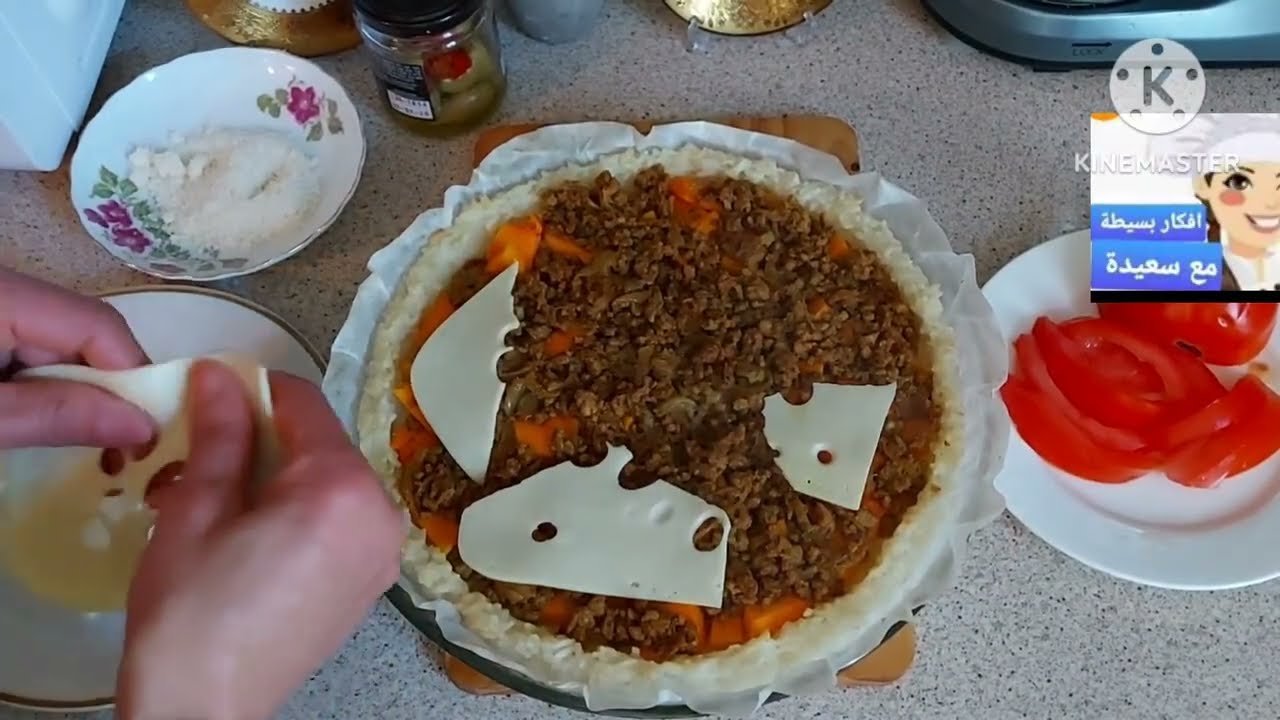 Oggi facciamo? Tortia? Di riso e carne tritato.