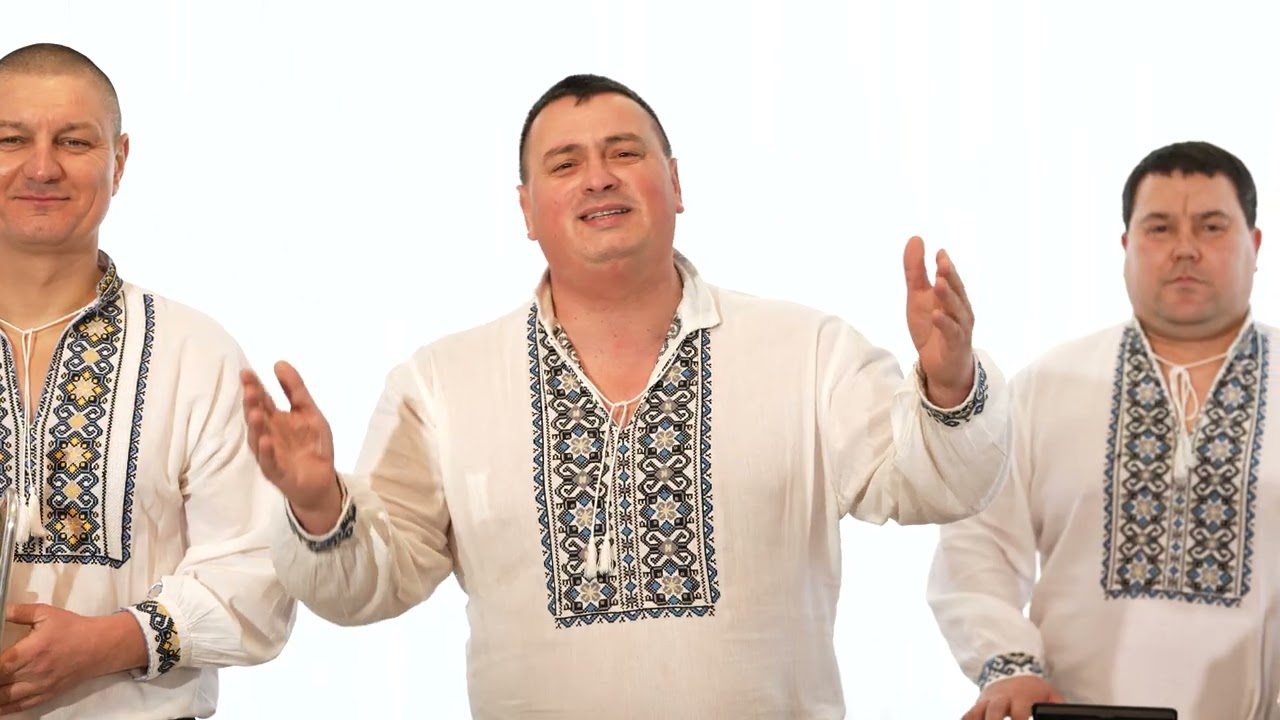 Formația Hora Prutului cu un c&acirc;ntec de dor