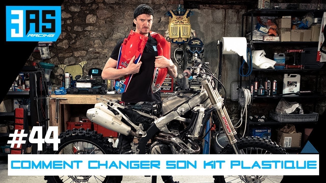 Comment changer son kit plastique - Tuto Moto #44