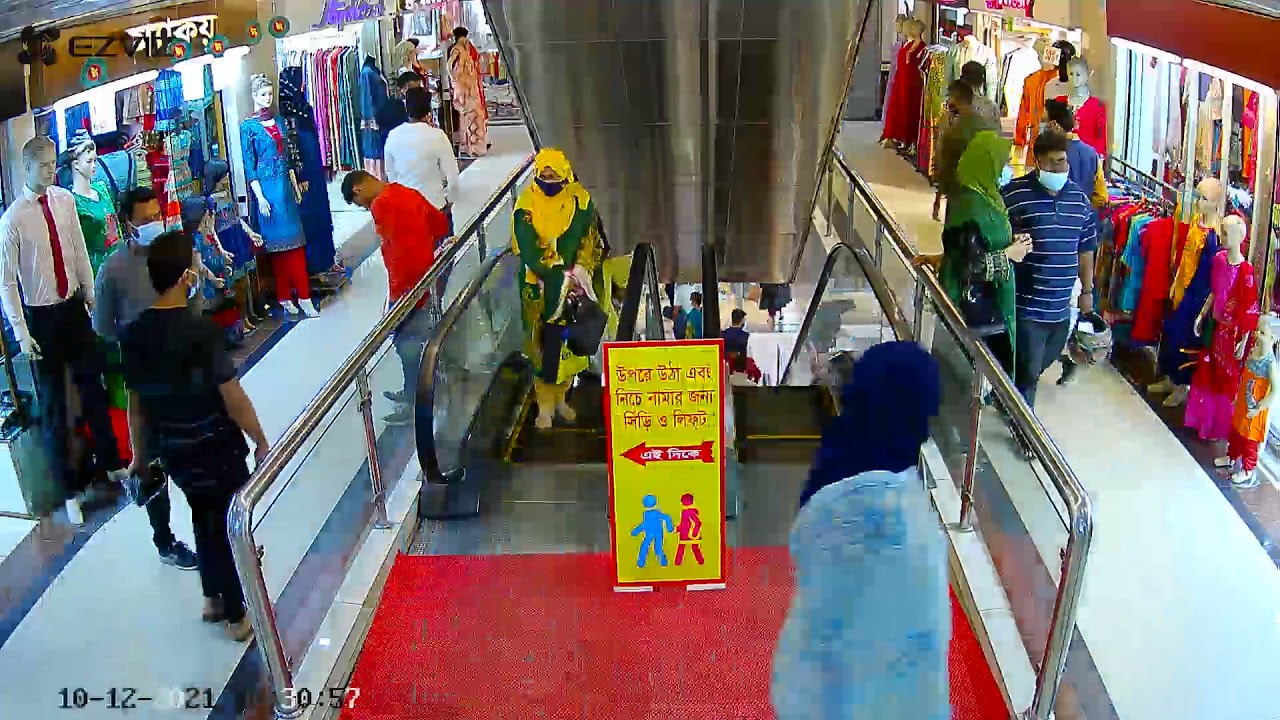 market video running around//video ) 10 new Bailey road Capital Siraj centre