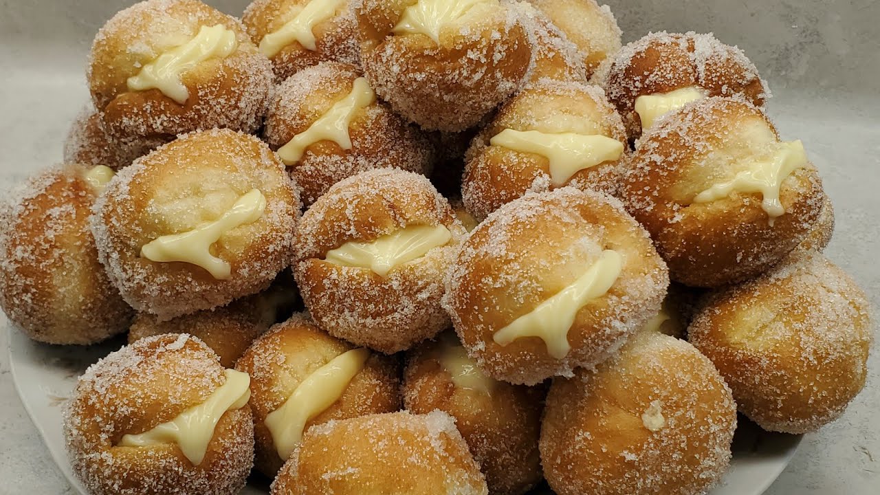 mini berlinas rellenas de crema pastelera bien esponjaditas