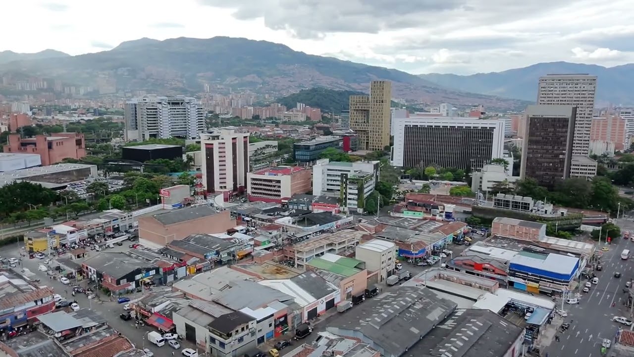 MEDELLIN. ( Vista desde algún punto )
