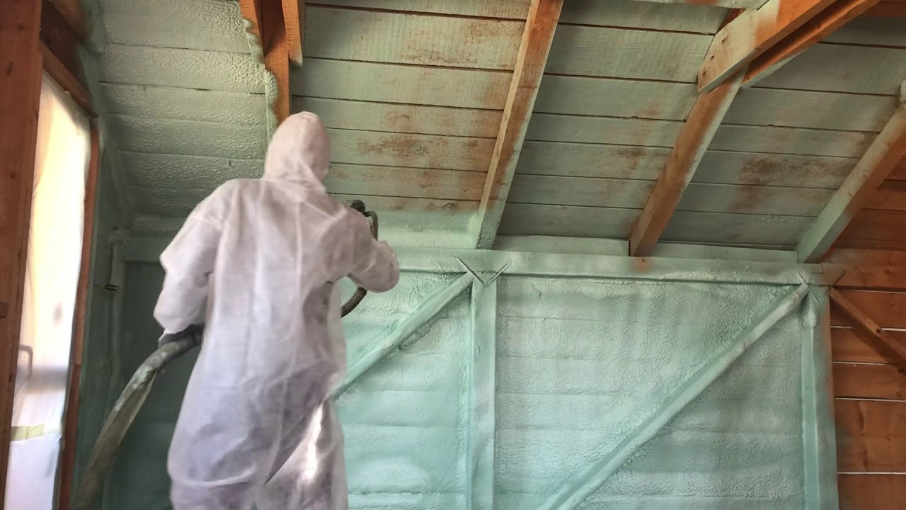 Izolatie spuma poliuretanica Sinaqua Brasov