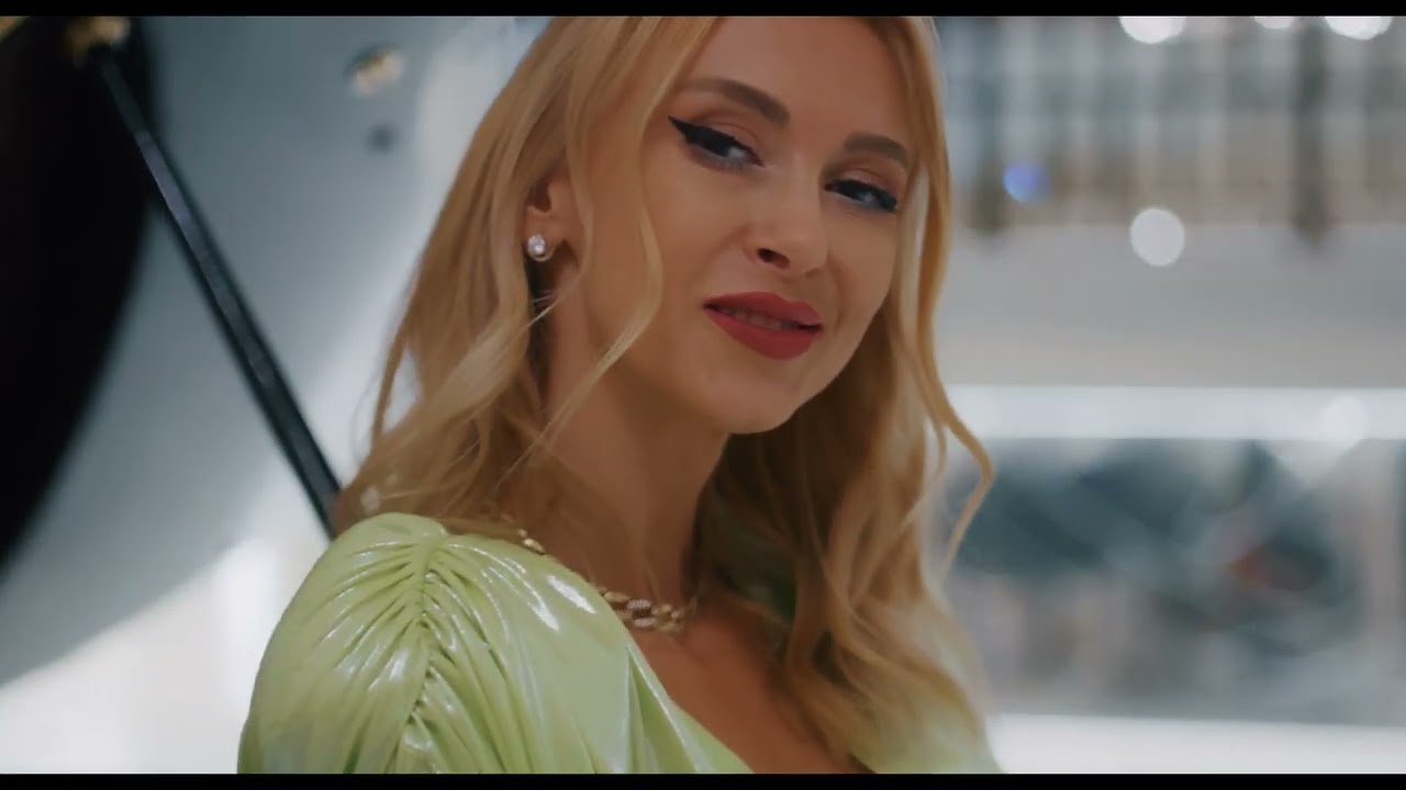 Andreea Balan feat. What's Up - Baieti cu inima in blugi