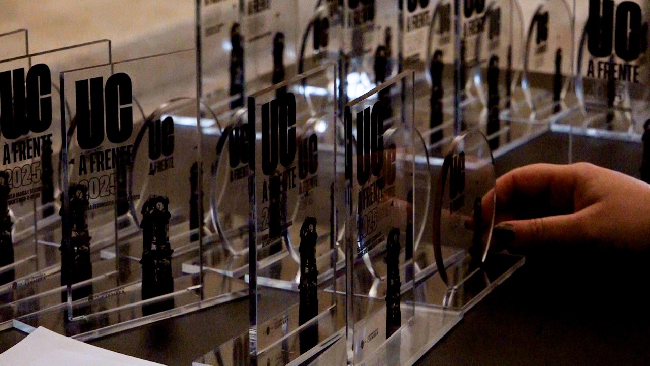 Estudantes premiados por escolherem a UC