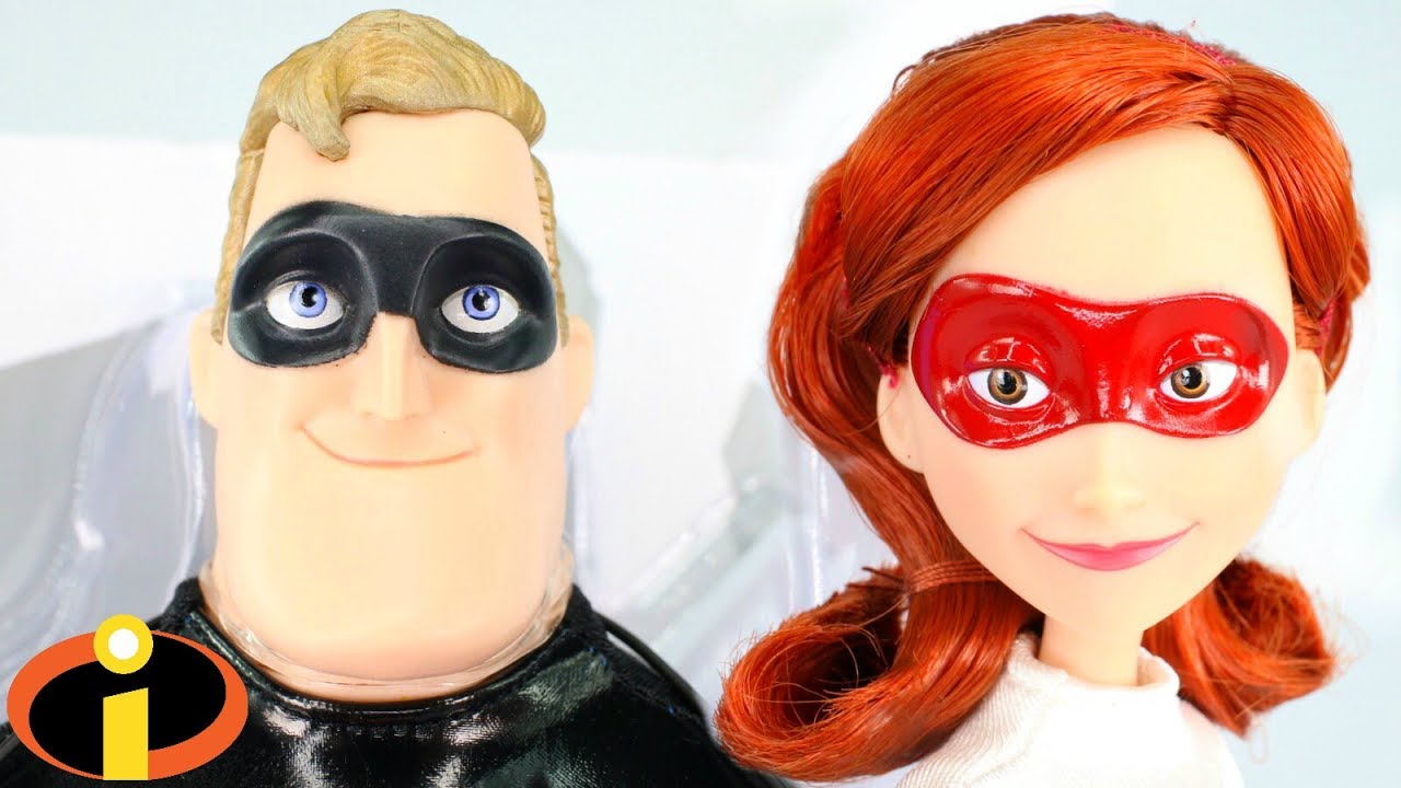 THE INCREDIBLES Limited Edition D23 Doll Review | DESIGNER Collection | DISNEY PIXAR Dolls