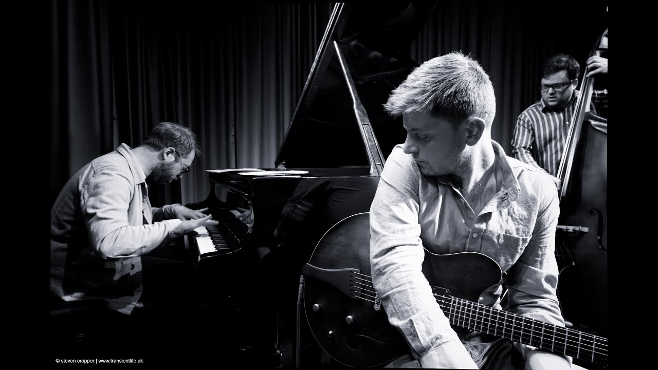 Tom Ollendorff Quartet, Three Bridges (Live in Liverpool)