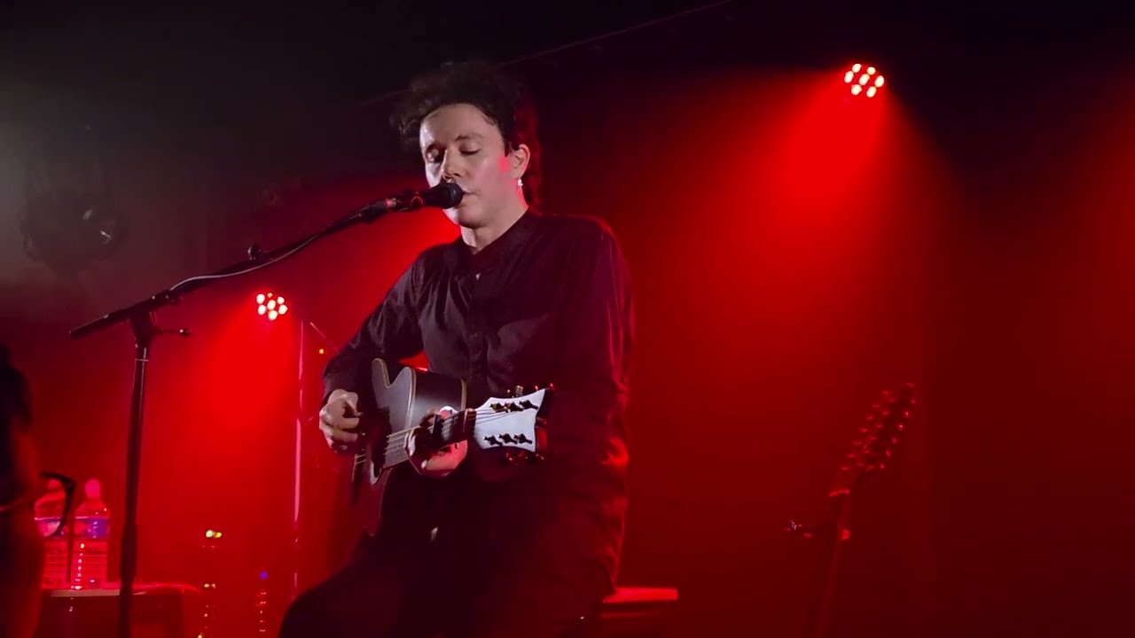 Ashton Nyte Waiting For A Voice in Angers 29/10/2025