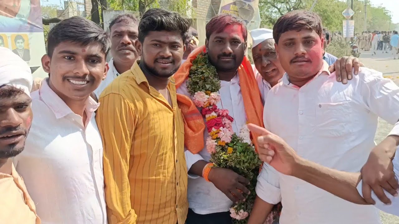 नगरसेवक विजयकुमार घोरपडे यांच्या नेतृत्वात बाळासाहेब ढोले यांची पंचाययत समिती सभापती पदीनिवड#status💐