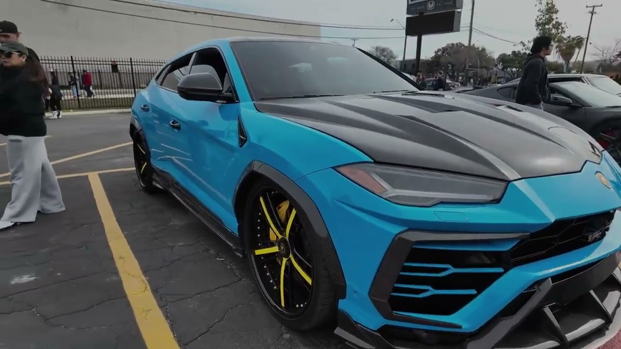 Custom Lamborghini Urus Walkaround | Widebody & Carbon Fiber