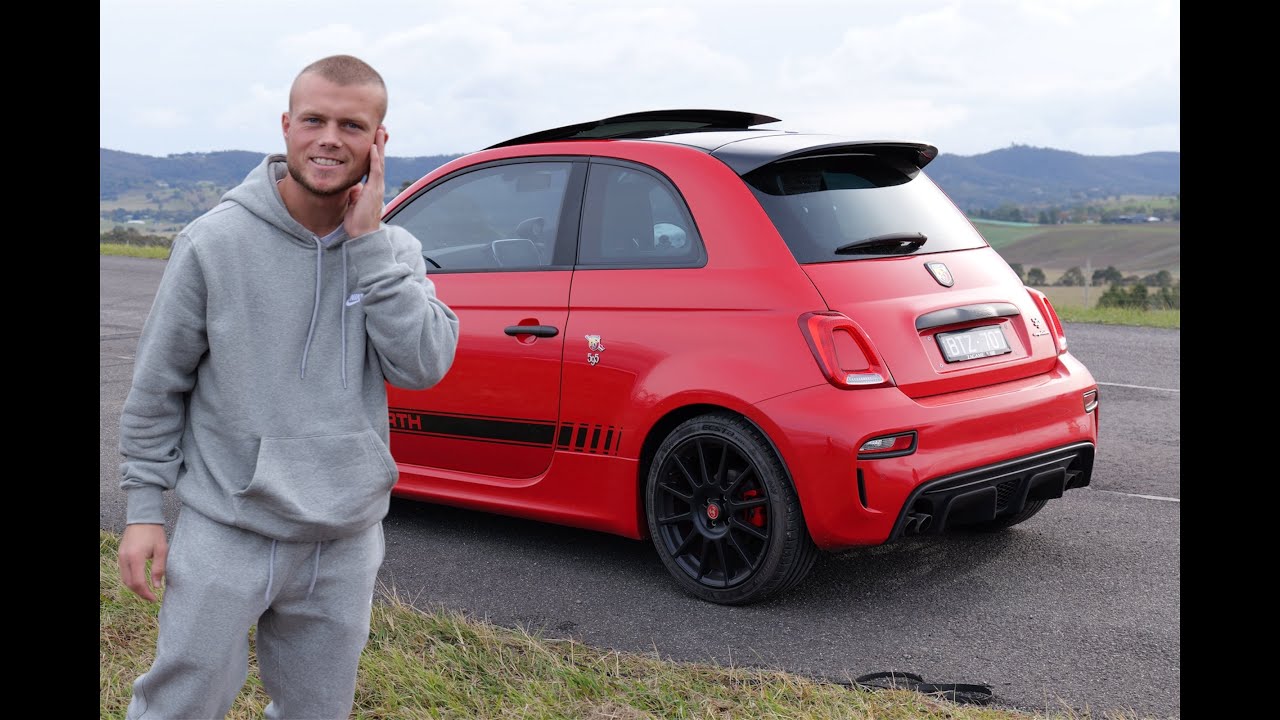 Жизнь с Abarth 595 Competizione!