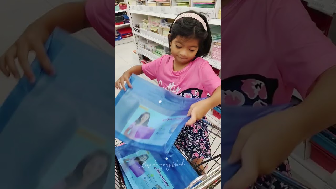 Bumili Ako ng school supplies