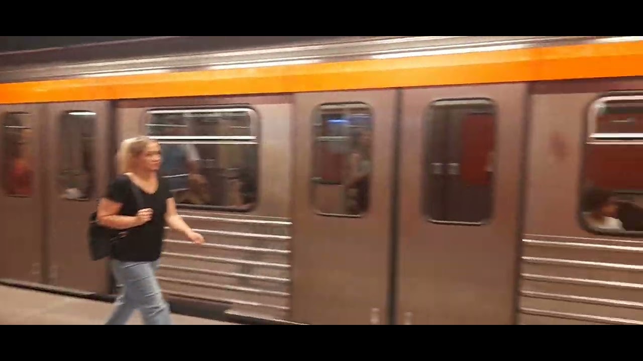 Athens metro: Holargos station (HD)