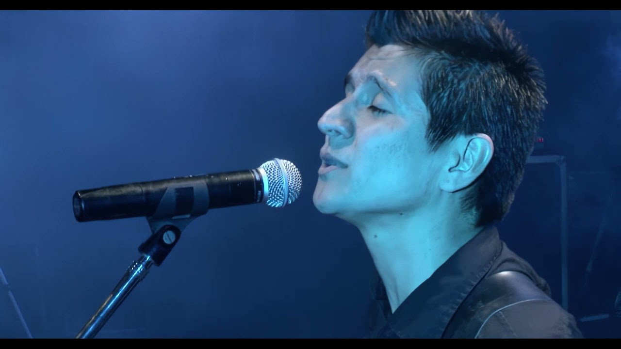 Rojo (Remasterizado) - Solo Tú | Con El Corazon Tour (En Vivo 2008)