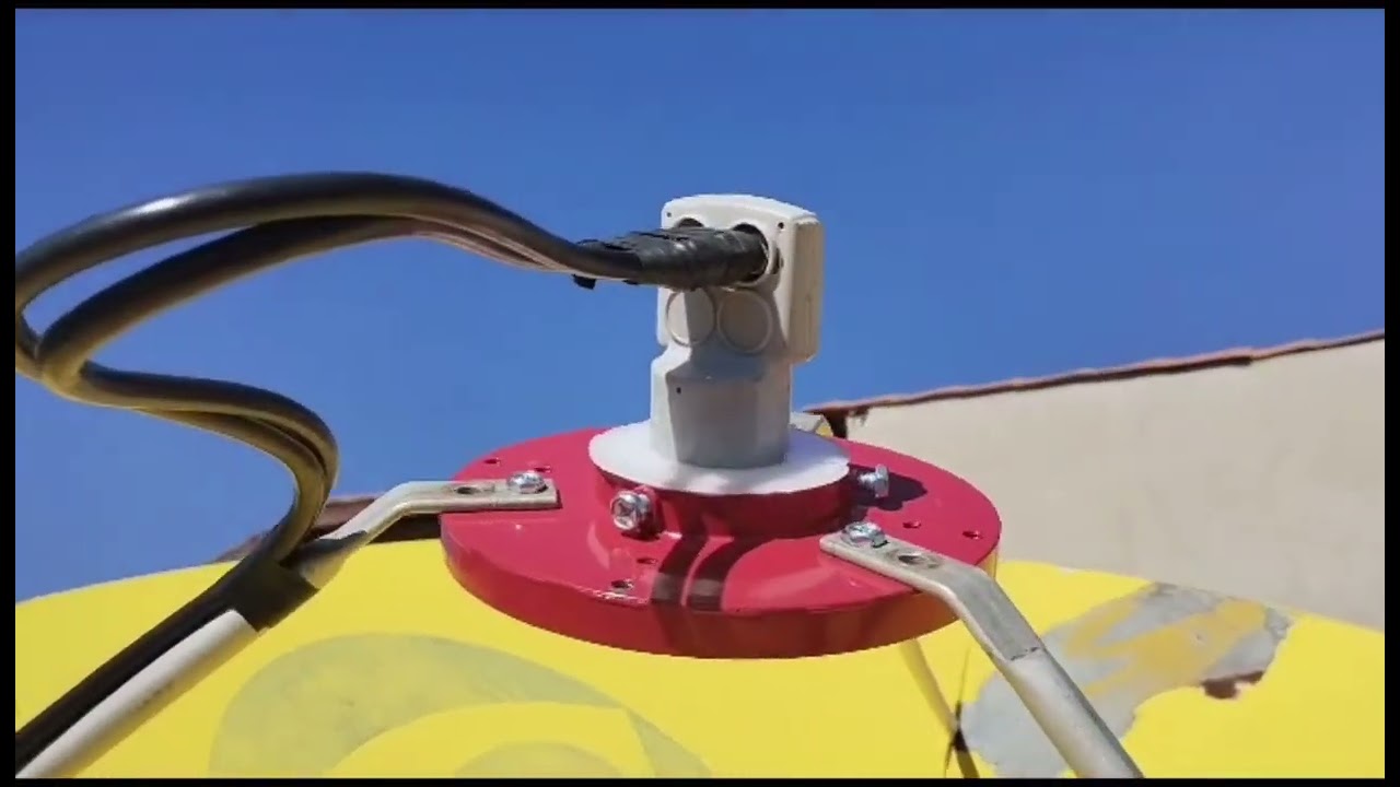 ANTENA DE CHAPA DE 1,5 COM ADAPTADOR LNBF BANDA KU PARA O D2 NOVA PARABÓLICA