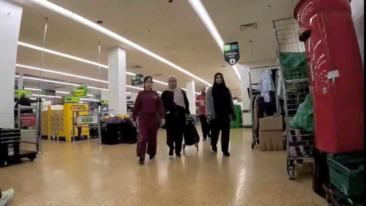 Saturday in Crewe Town Centre (part 2)