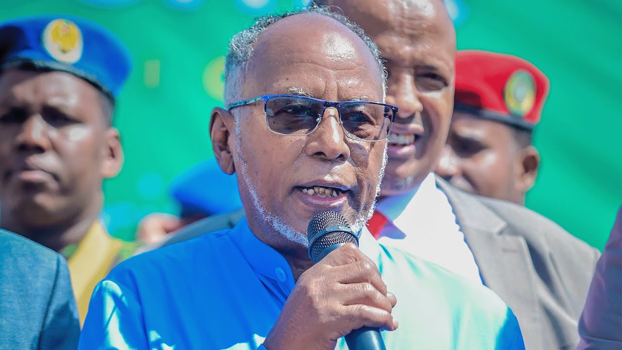 Gudoomiyaha Guud ee Dahabshiil Group Xaaji Mohamed Said Duale oo xadhiga ka jaray Dahabshiil Bridge
