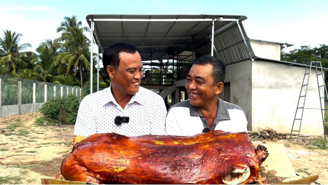 Nguyên Con.Heo Quay 45 Ký Chúc Mừng Anh Ba Móc Có Ngôi Nhà Mới | ATĐQ