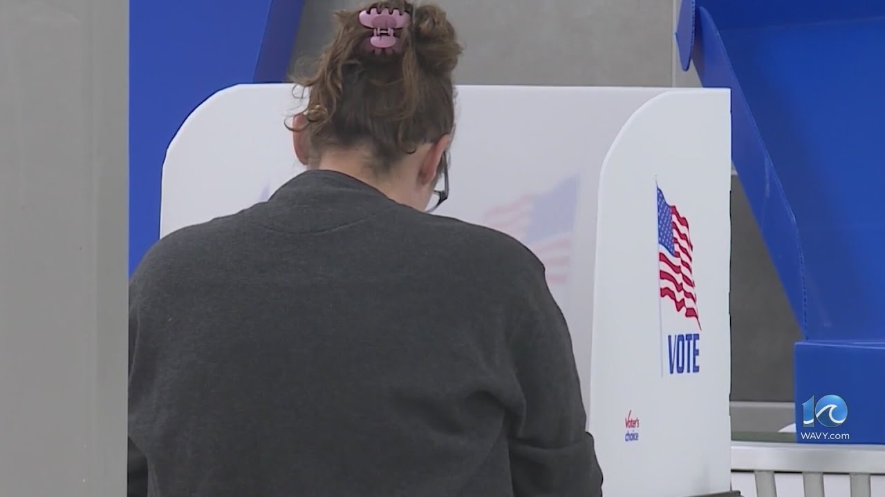 Lawmakers attempt to sway voters on the eve of early voting for redistricting referendum