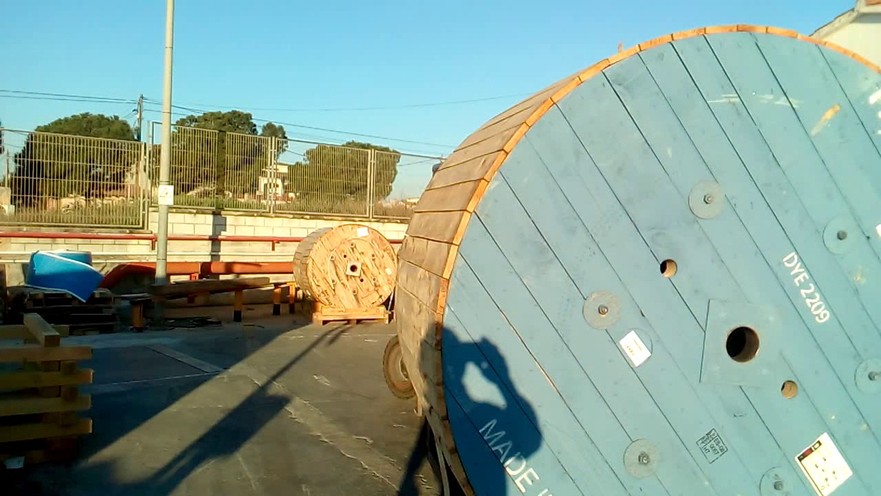 Cargando contenedor de bobinas tipo 9