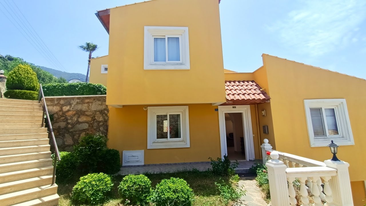 Meerblick Immobilie in Gazipaşa – 5-Zimmer Maisonette mit Garten, Panorama & Strandnähe