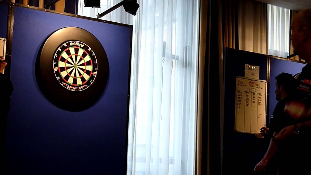 [PDC Austria] 15/05/2010 - Phil Taylor Vs Carlos Rodriguez 2/2