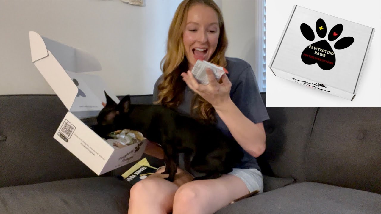 SUMMER 2021 PAWTECTING PAWS SUBSCRIPTION BOX UNBOXING | A Box For Dogs and Dog Moms!