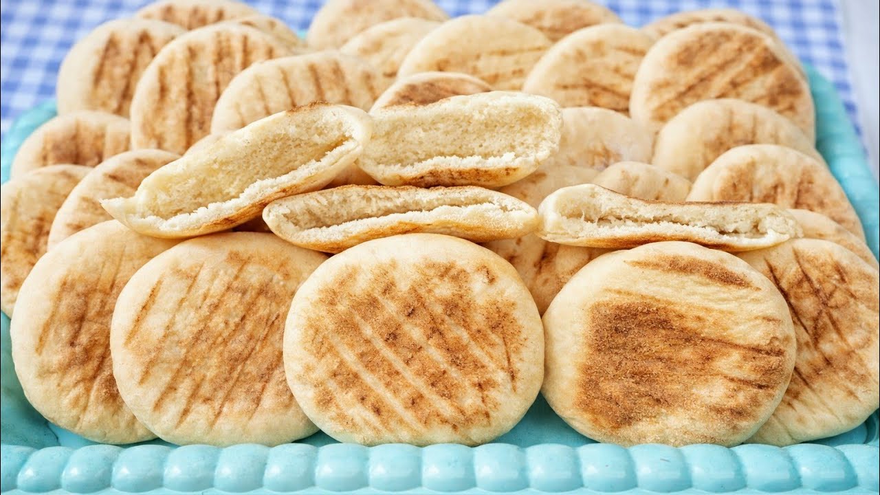 ميني خبز للسحور طري ومنفوخ وطعمه جميل 