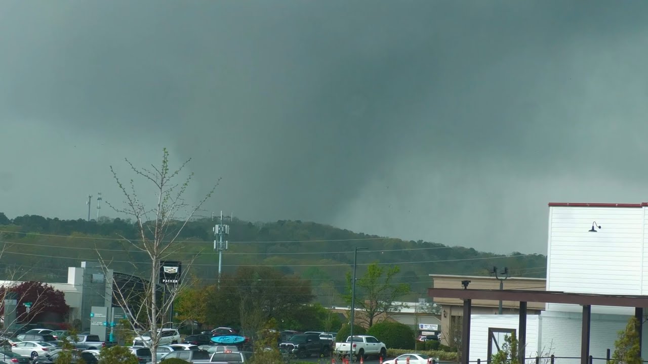 03-31-2023 Little Rock, AR - Destructive Tornado with Debris - Supercell Cycle Lapse